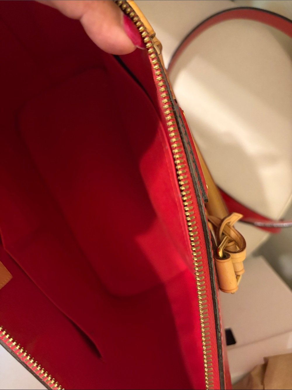 Louis Vuitton Red Patent Tote with Natural Leather Trim - Picture 10 of 15